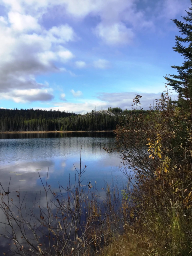 Photo: Recreation Sites and Trails BC. © Province of British Columbia, licensed under the Open Government Licence – British Columbia. Sock Lake