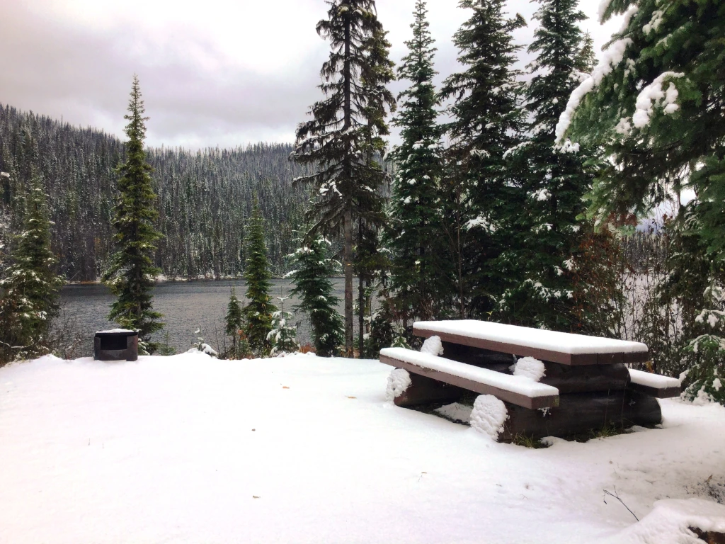 Photo: Recreation Sites and Trails BC. © Province of British Columbia, licensed under the Open Government Licence – British Columbia. Lawrence Lake West