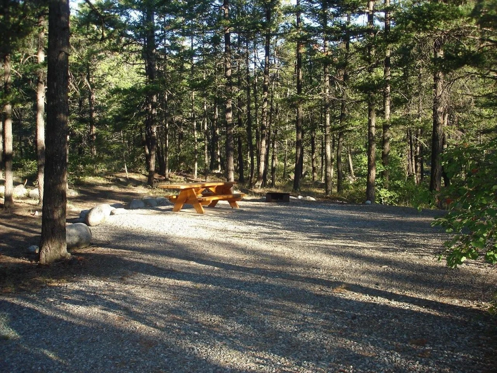 Photo: Recreation Sites and Trails BC. © Province of British Columbia, licensed under the Open Government Licence – British Columbia. Gun Creek