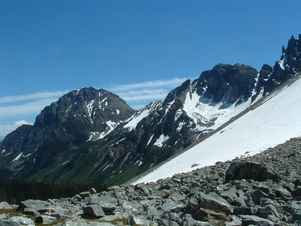 Photo: Recreation Sites and Trails BC. © Province of British Columbia, licensed under the Open Government Licence – British Columbia. Gorman Lake and Trail, photo 4