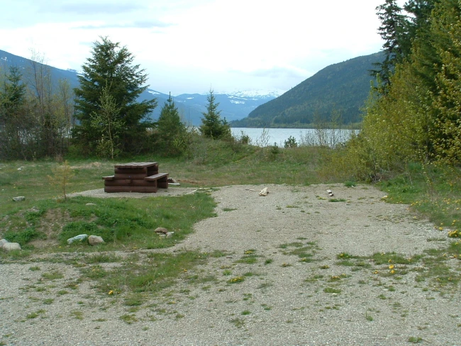 Photo: Recreation Sites and Trails BC. © Province of British Columbia, licensed under the Open Government Licence – British Columbia. Carnes Creek, photo 3