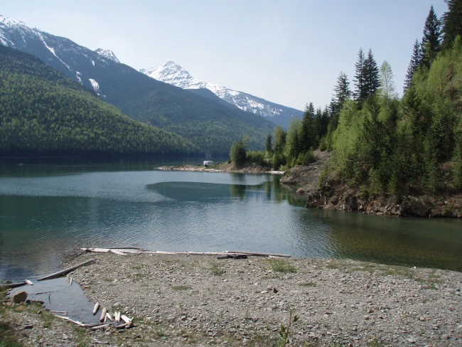 Photo: Recreation Sites and Trails BC. © Province of British Columbia, licensed under the Open Government Licence – British Columbia. Carnes Creek, photo 6
