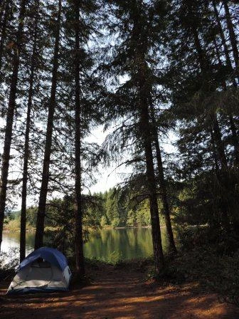 Photo: Recreation Sites and Trails BC. © Province of British Columbia, licensed under the Open Government Licence – British Columbia. Fry Peninsula