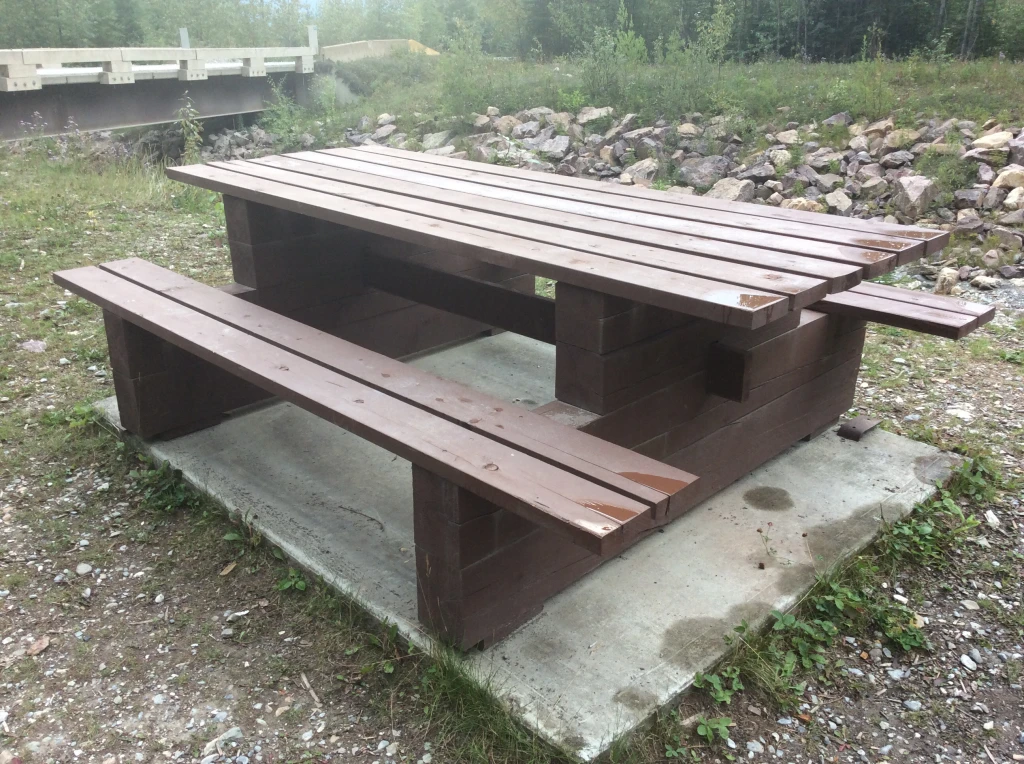 Photo: Recreation Sites and Trails BC. © Province of British Columbia, licensed under the Open Government Licence – British Columbia. Fraser Creek, photo 3