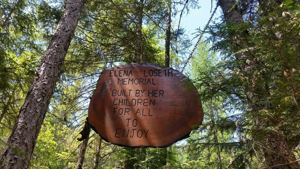 Photo: Recreation Sites and Trails BC. © Province of British Columbia, licensed under the Open Government Licence – British Columbia. Loseth Memorial
